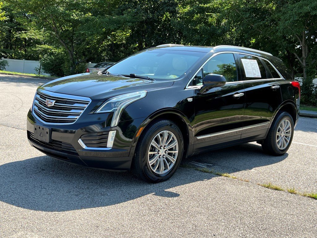 Used 2017 Cadillac XT5 Luxury with VIN 1GYKNBRS7HZ100303 for sale in Woodbridge, VA