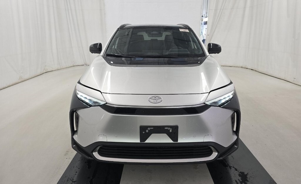 2023 Toyota bZ4X Limited photo 2