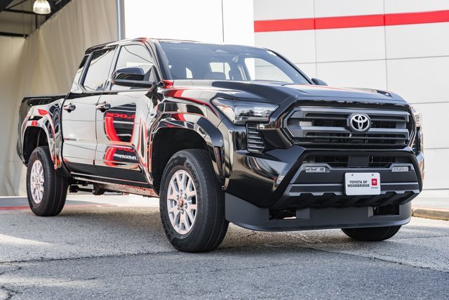 2026 Toyota Tacoma SR5's photo