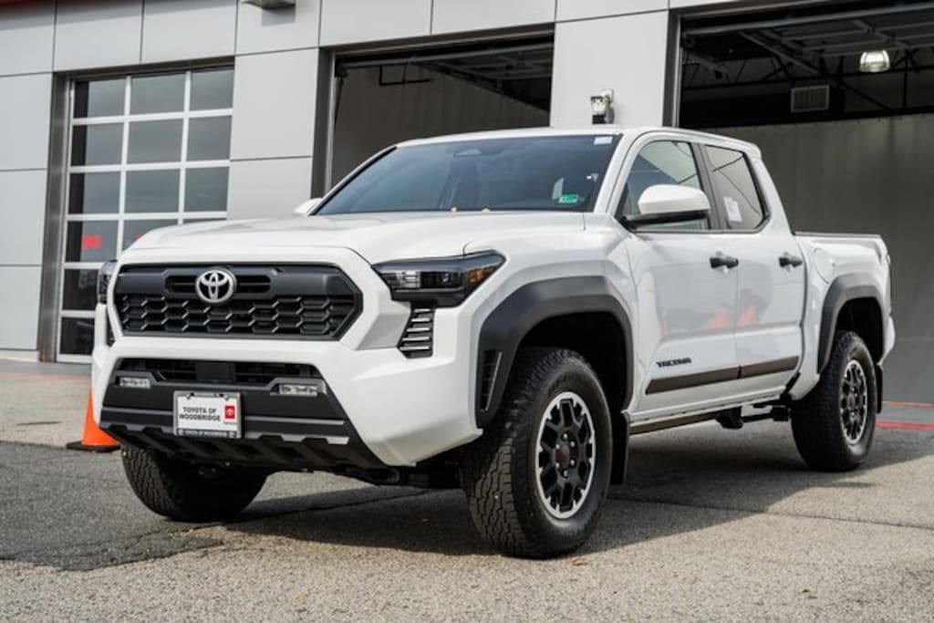 New 2025 Toyota Tacoma TRD Off-Road Truck Double Cab