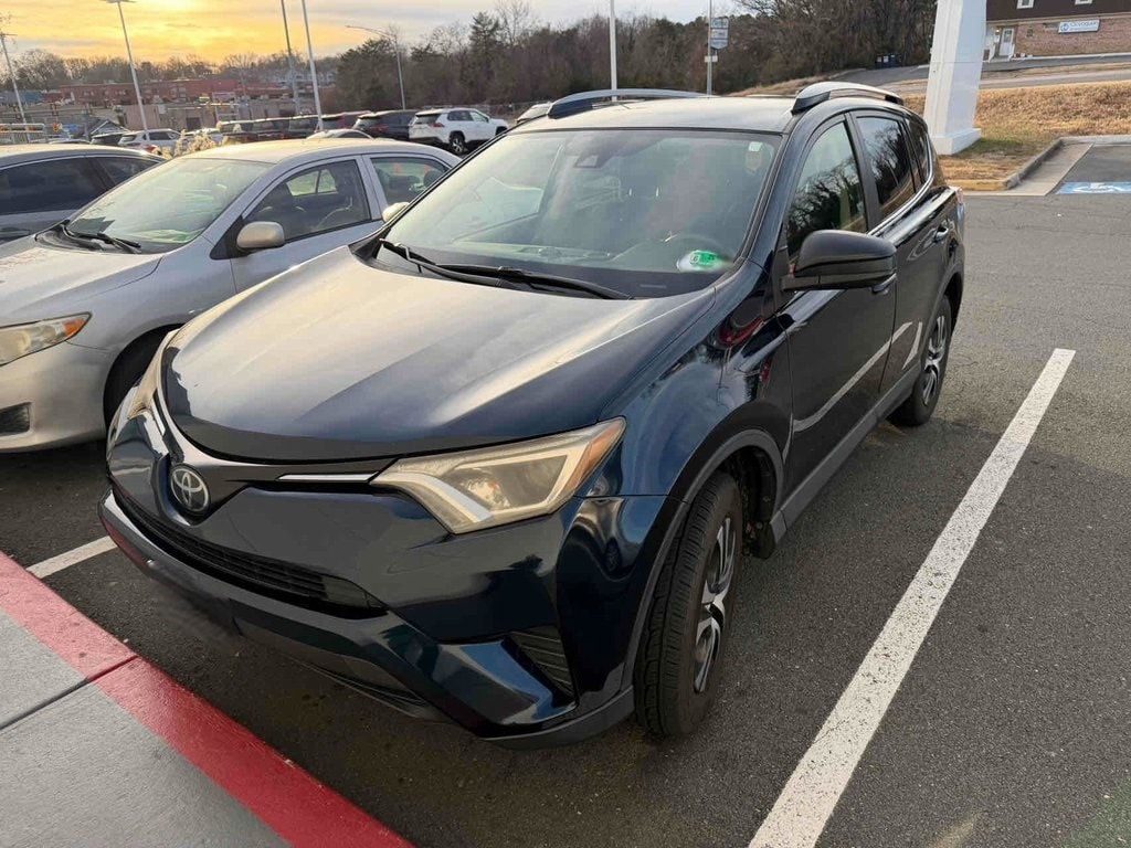 2017 Toyota RAV4 LE