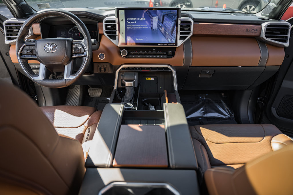 2024 Toyota Tundra 1794 Edition - Photo 18