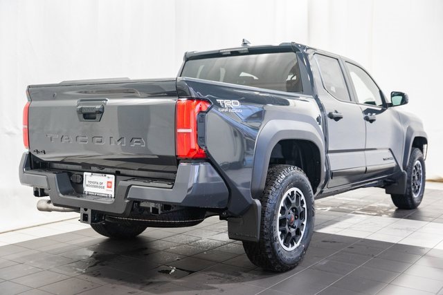 2025 Toyota Tacoma TRD Off-Road photo 4