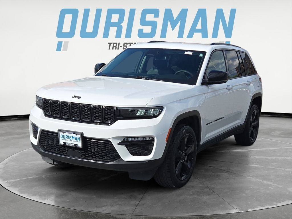 Used 2023 Jeep Grand Cherokee Limited with VIN 1C4RJHBG9PC531655 for sale in Newark, DE