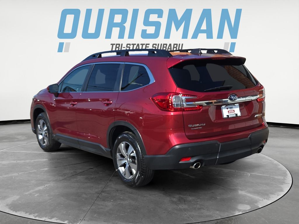 2024 Subaru Ascent Premium photo 3