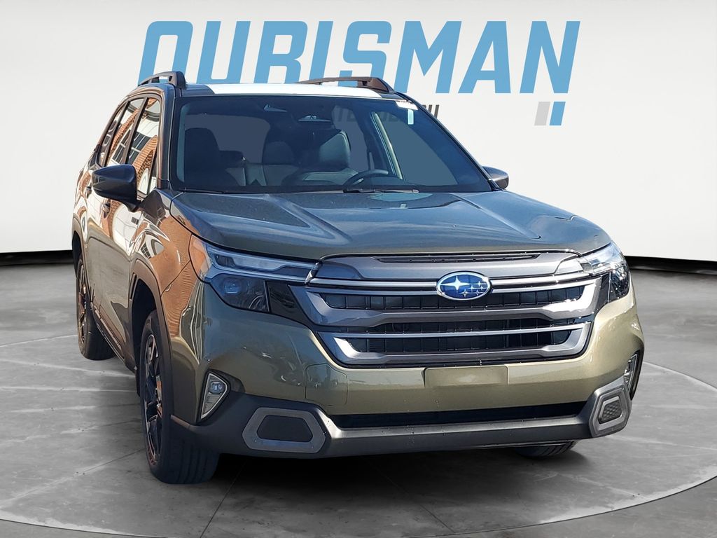 2025 Subaru Forester Limited's photo