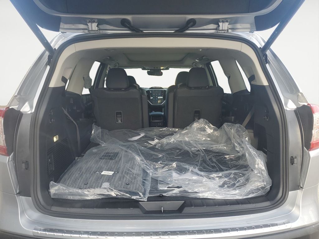 2026 Subaru Ascent Limited - Photo 16