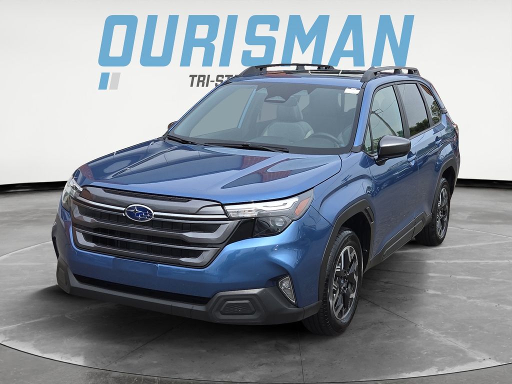 2025 Subaru Forester Premium photo 2
