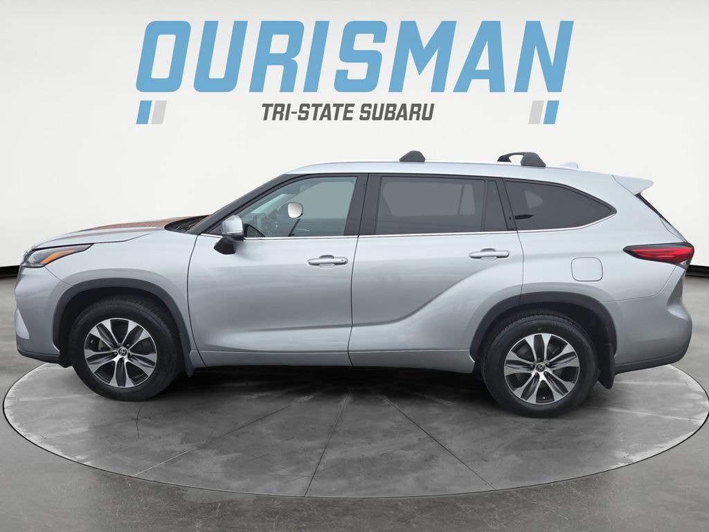 Used 2021 Toyota Highlander XLE SUV