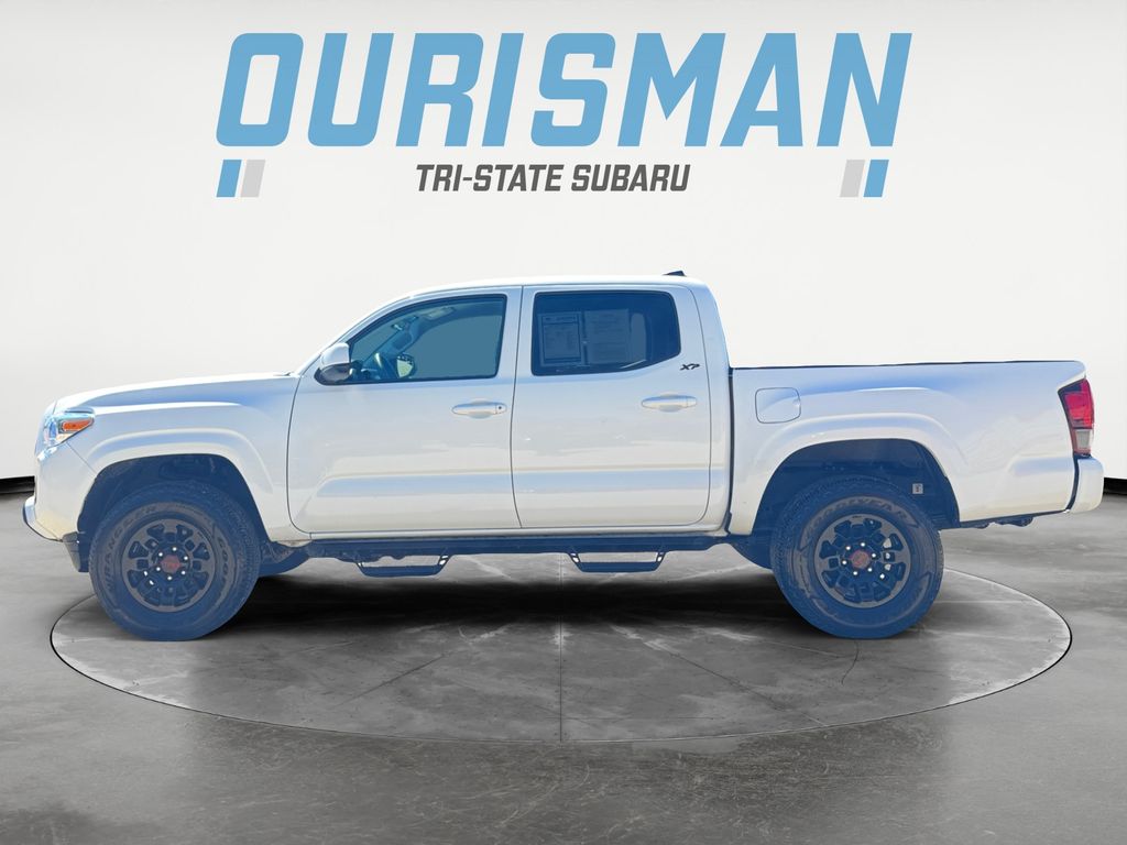 2022 Toyota Tacoma SR V6 photo 3