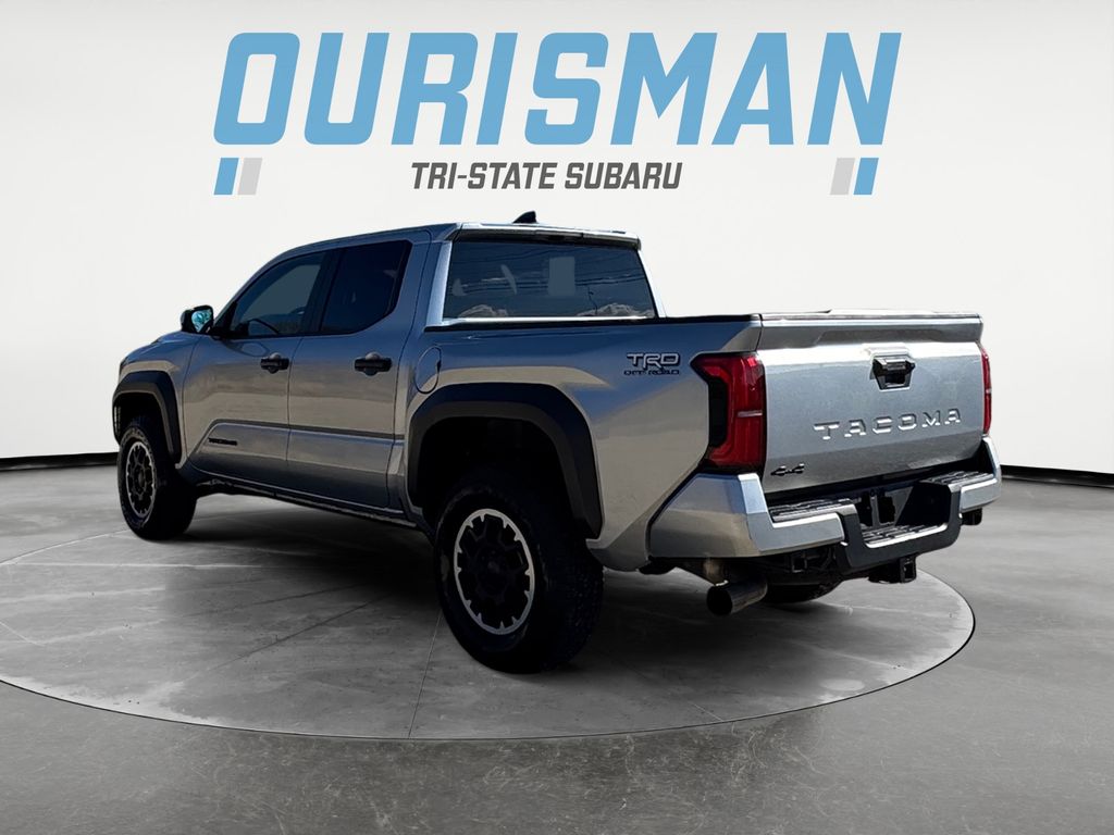 2024 Toyota Tacoma TRD Off-Road photo 4