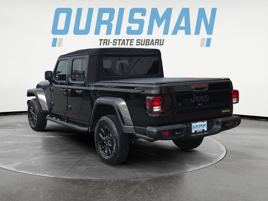 2023 Jeep Gladiator Sport photo 4