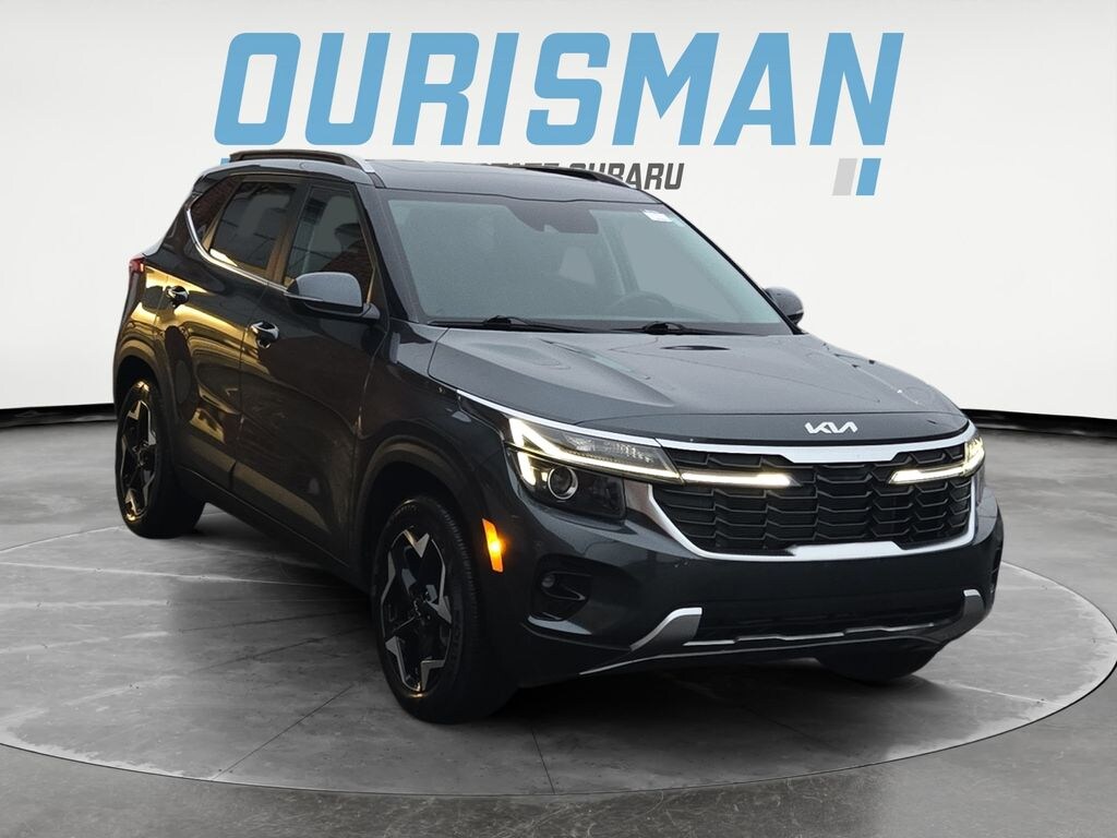 Used 2024 Kia Seltos EX SUV