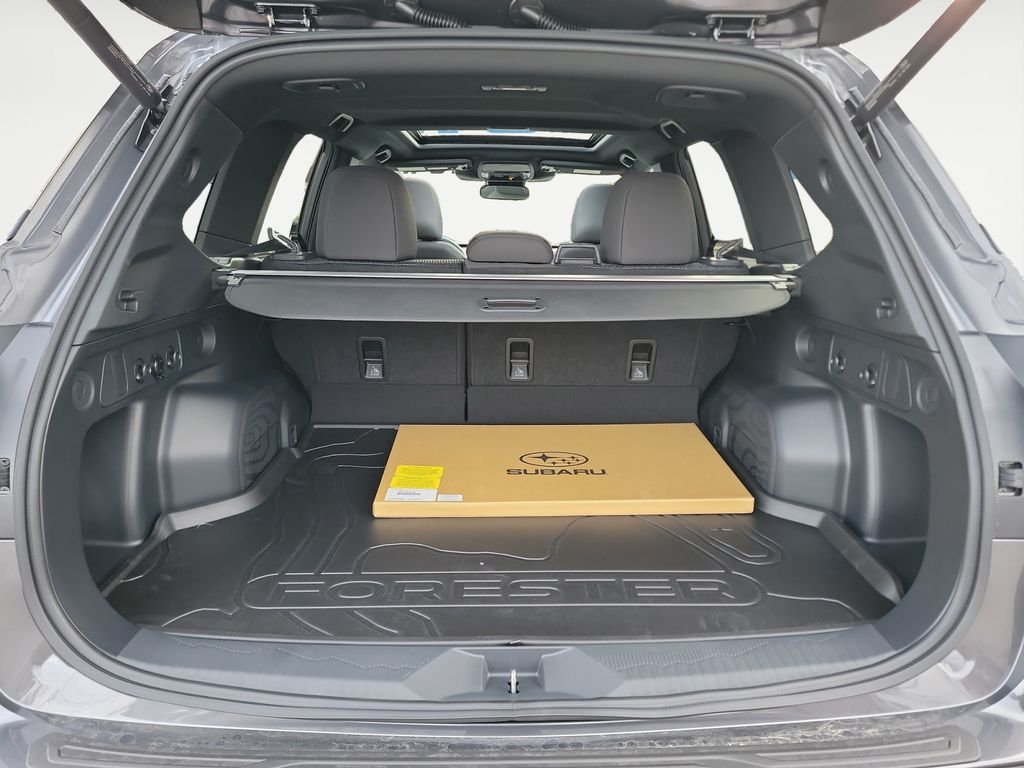2026 Subaru Forester Premium - Photo 16