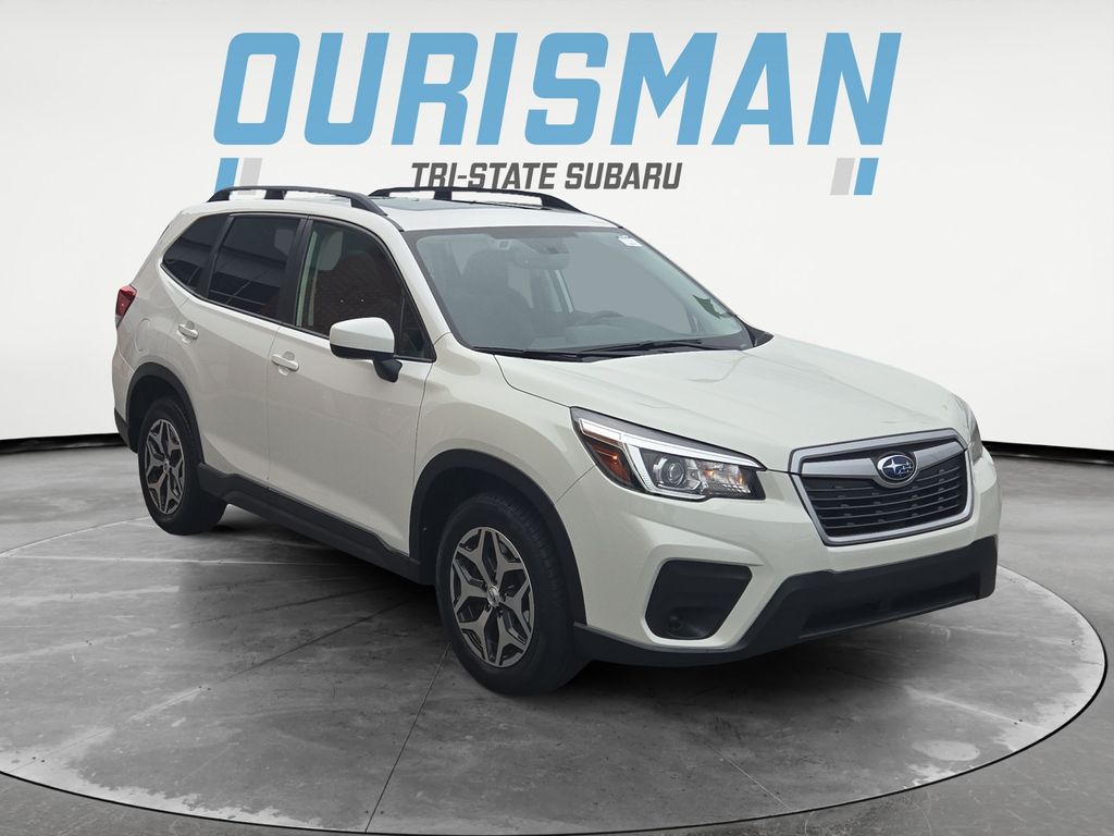 2020 Subaru Forester Premium's photo