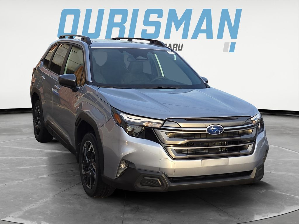 2025 Subaru Forester Premium's photo