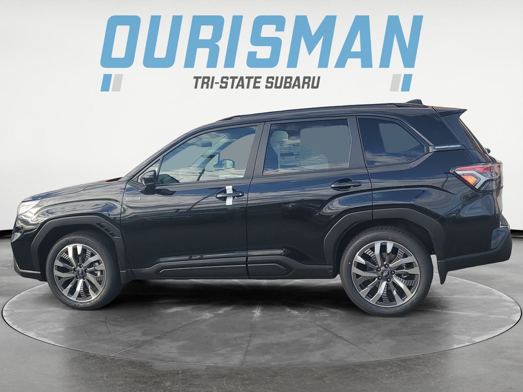 2025 Subaru Forester Touring photo 3