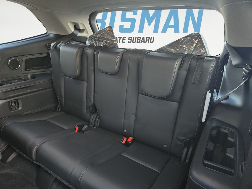 2026 Subaru Ascent Limited - Photo 18