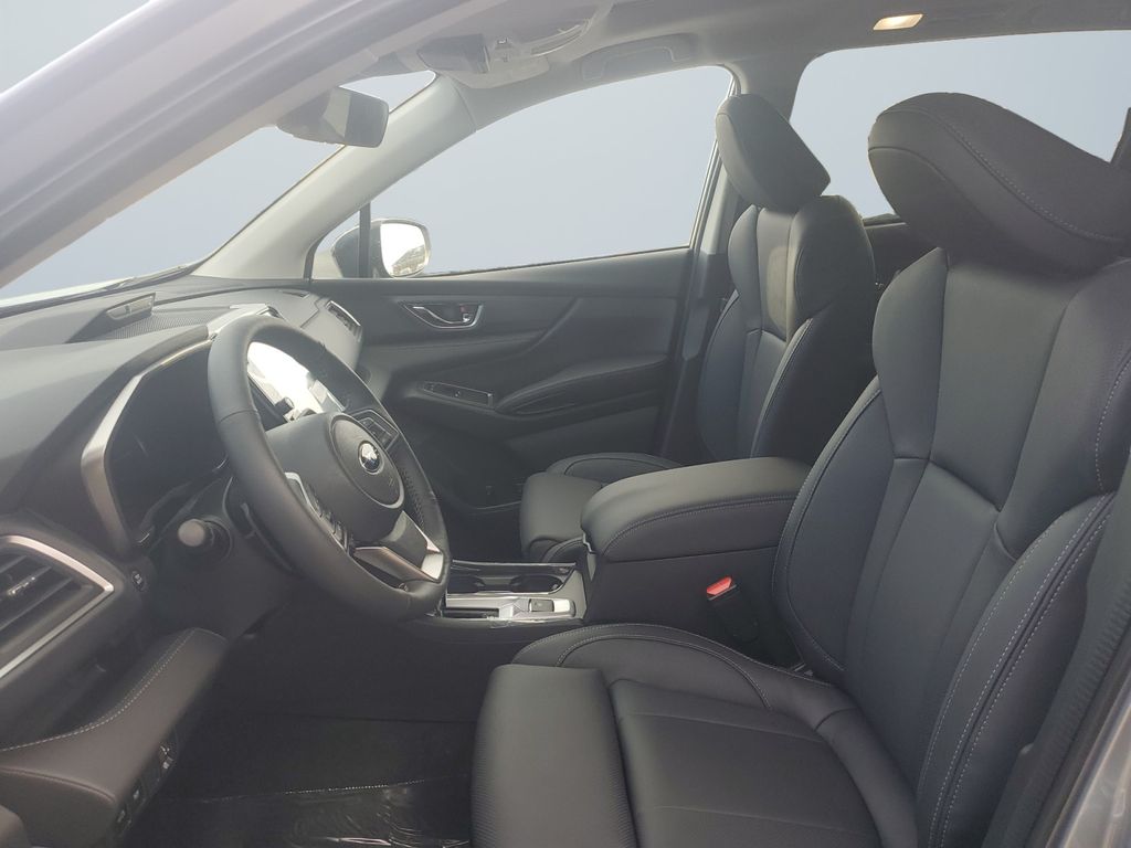 2026 Subaru Ascent Limited - Photo 9