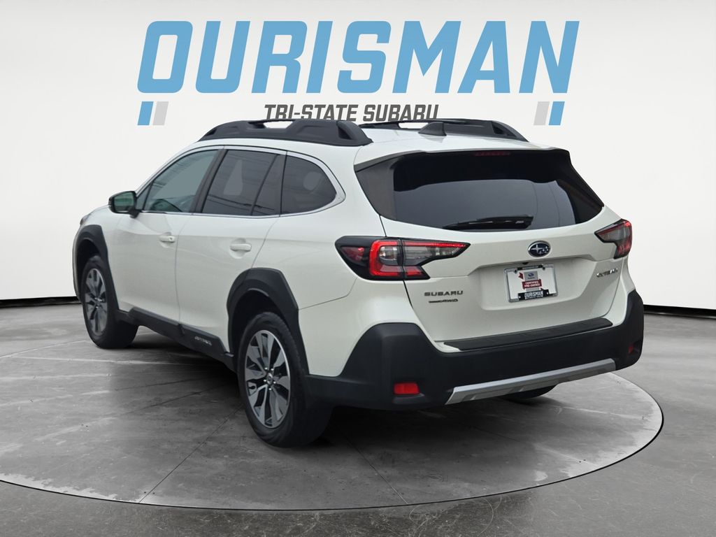 2023 Subaru Outback Limited photo 2