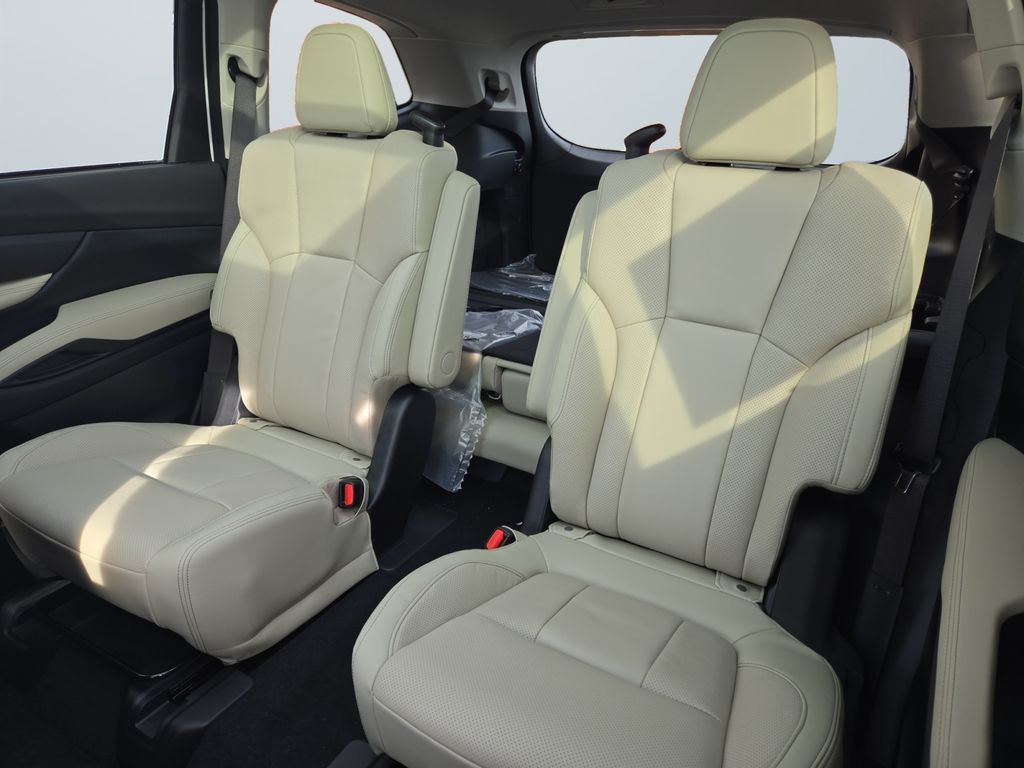 2026 Subaru Ascent Limited - Photo 13