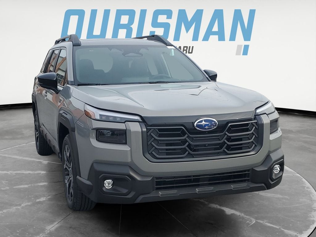 2026 Subaru Outback Touring's photo