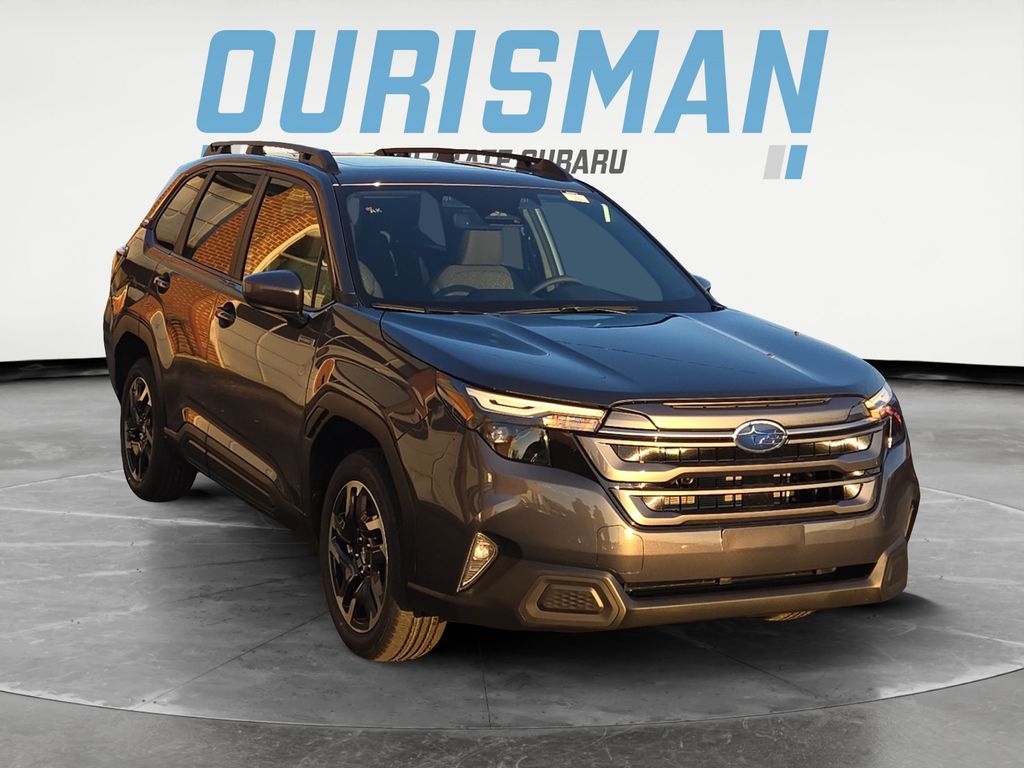 2025 Subaru Forester Premium's photo