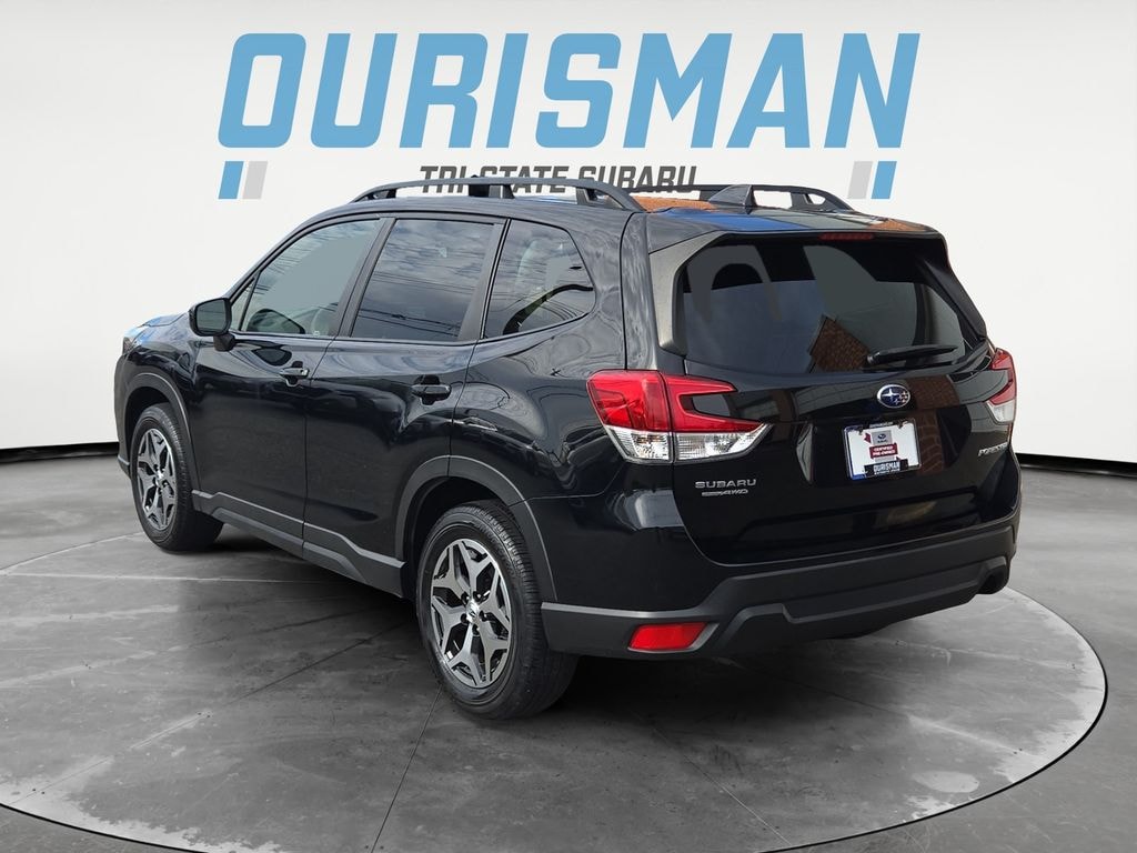 Certified 2023 Subaru Forester Premium SUV