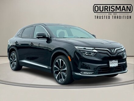 2025 VinFast VF 8 Plus SUV