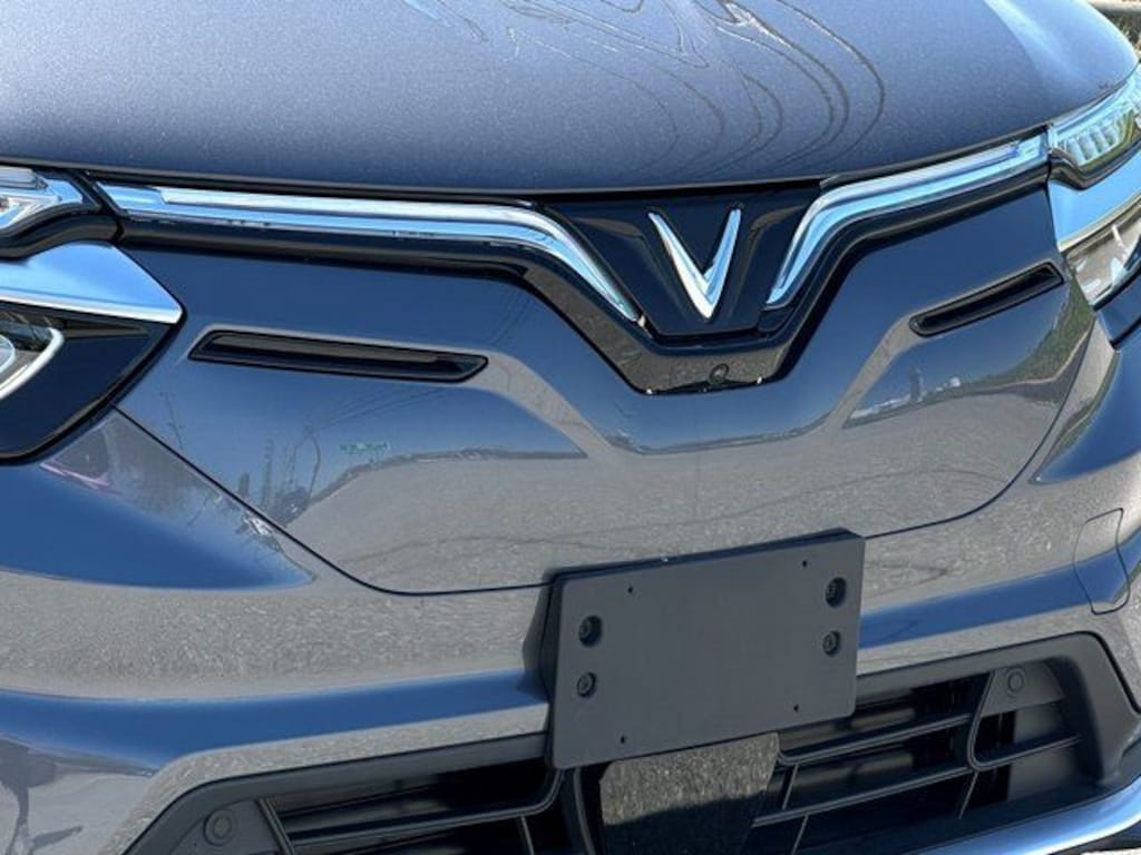 New 2025 VinFast VF 8 Plus SUV