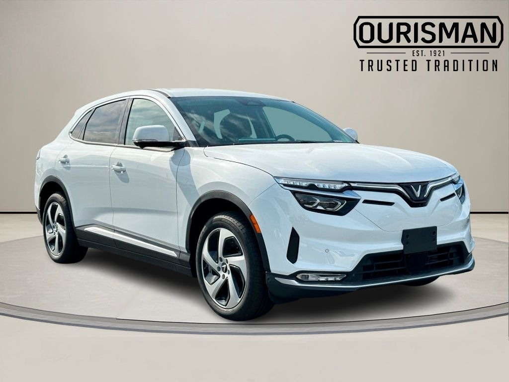 New 2025 VinFast VF 8 Eco SUV