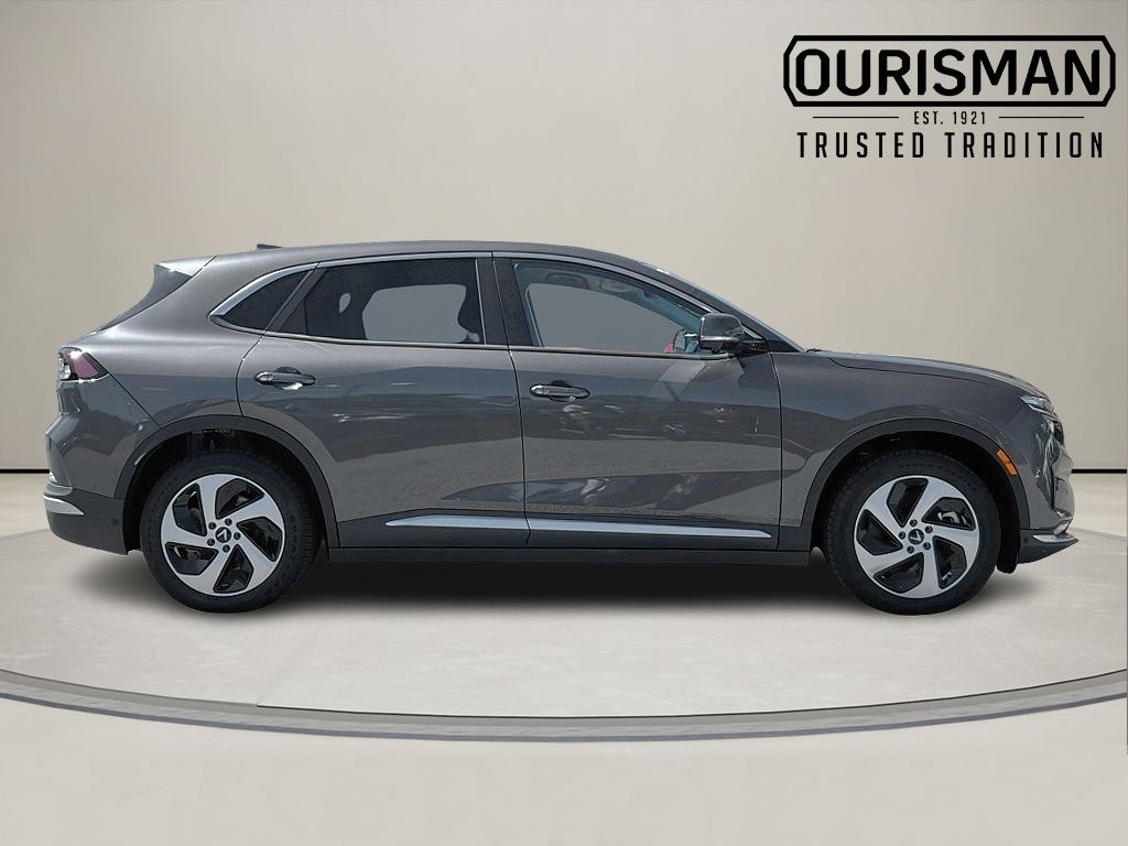 2025 Vinfast VF 8 8 photo 4