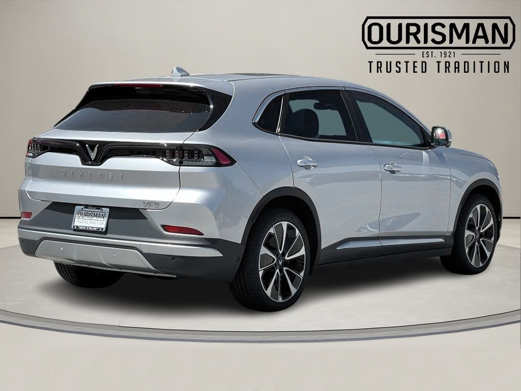 2025 Vinfast VF 8 8 photo 4