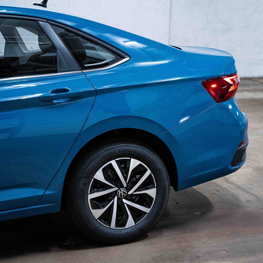 2025 Volkswagen Jetta 1.5T S photo 4