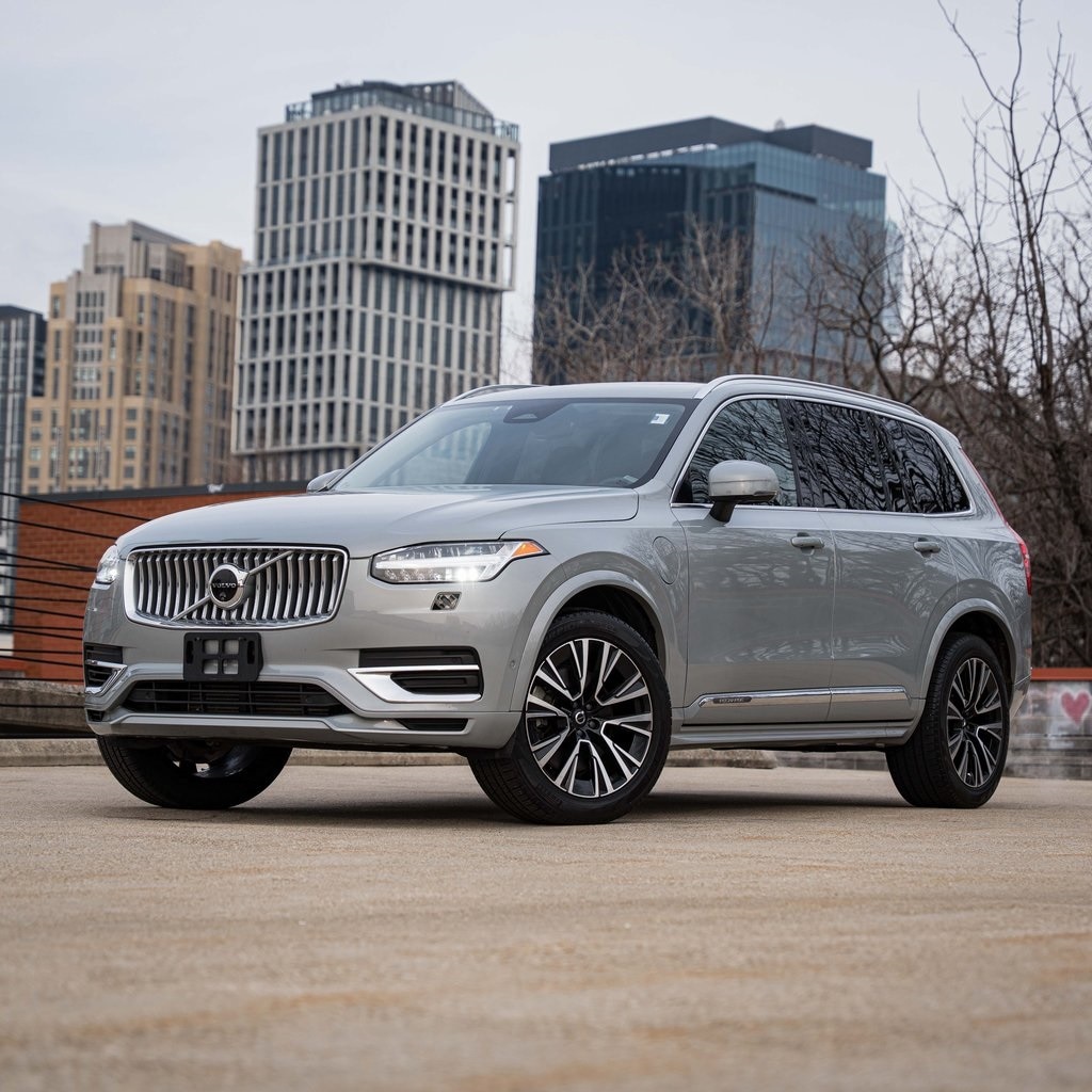 2024 Volvo XC90 Plus's photo