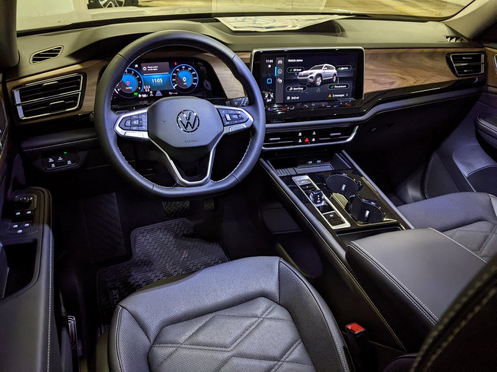 2026 Volkswagen Atlas SE w/Tech - Photo 12
