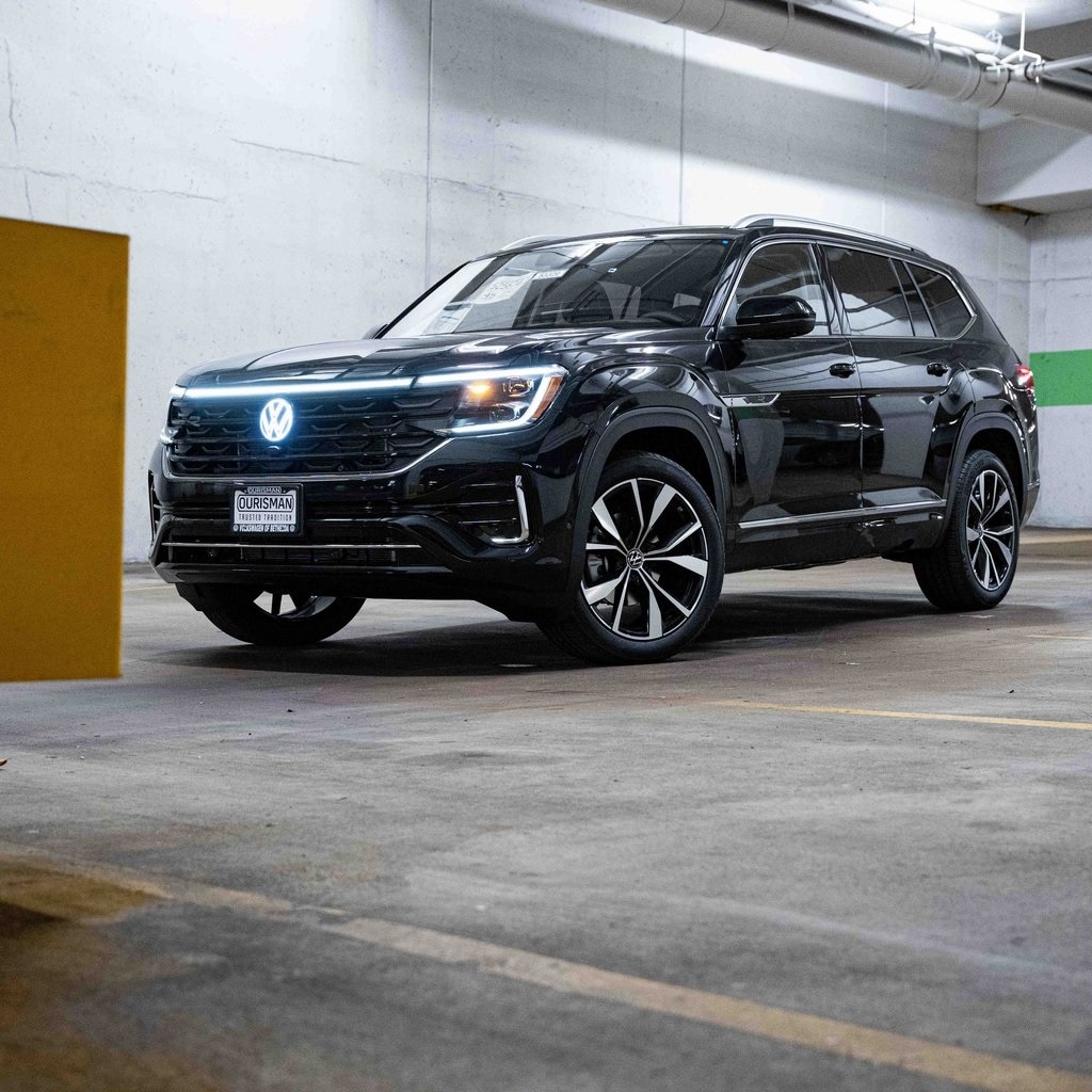 2026 Volkswagen Atlas SEL Premium R-Line's photo