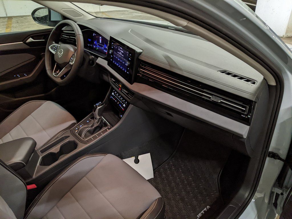 2026 Volkswagen Jetta SE - Photo 22