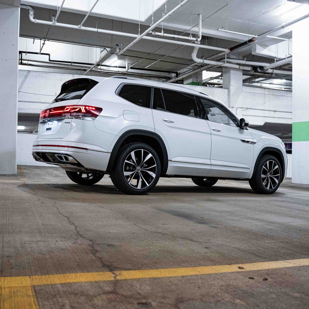 2026 Volkswagen Atlas SEL Premium R-Line - Photo 7