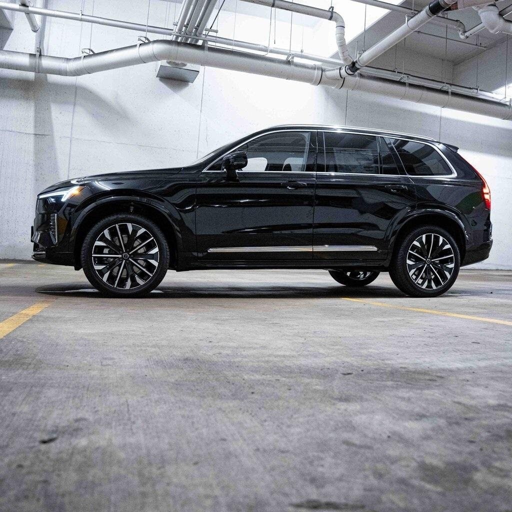 New 2026 Volvo XC90 B6 Plus 7-Seater SUV