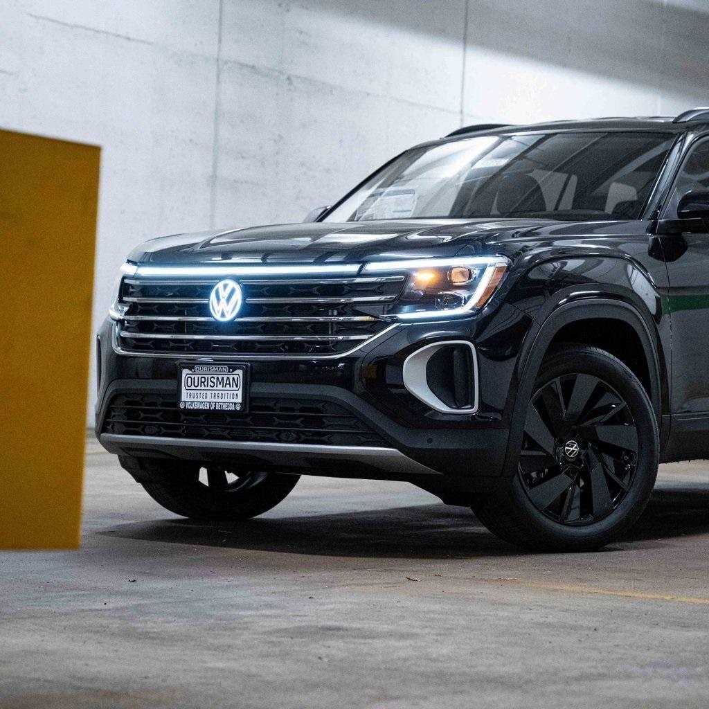 New 2026 Volkswagen Atlas 2.0T SE w/Technology SUV