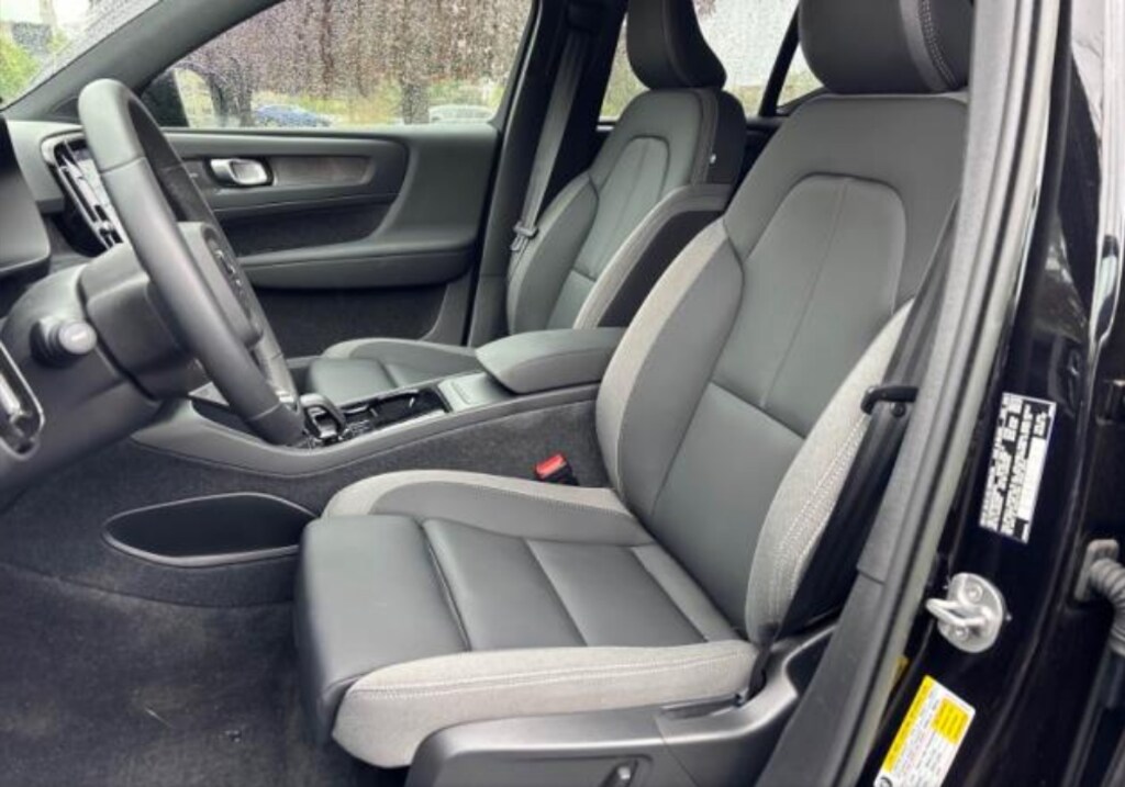 Used 2023 Volvo XC40 Recharge Pure Electric Ultimate SUV
