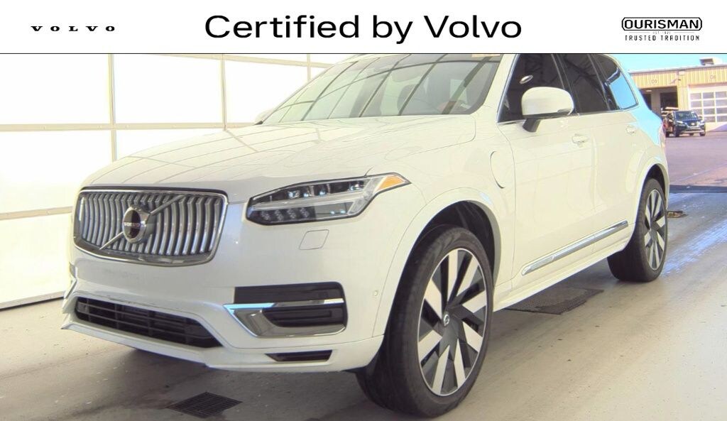 Certified 2024 Volvo XC90 plug-in hybrid T8 Plus Bright Theme 7 Passenger SUV