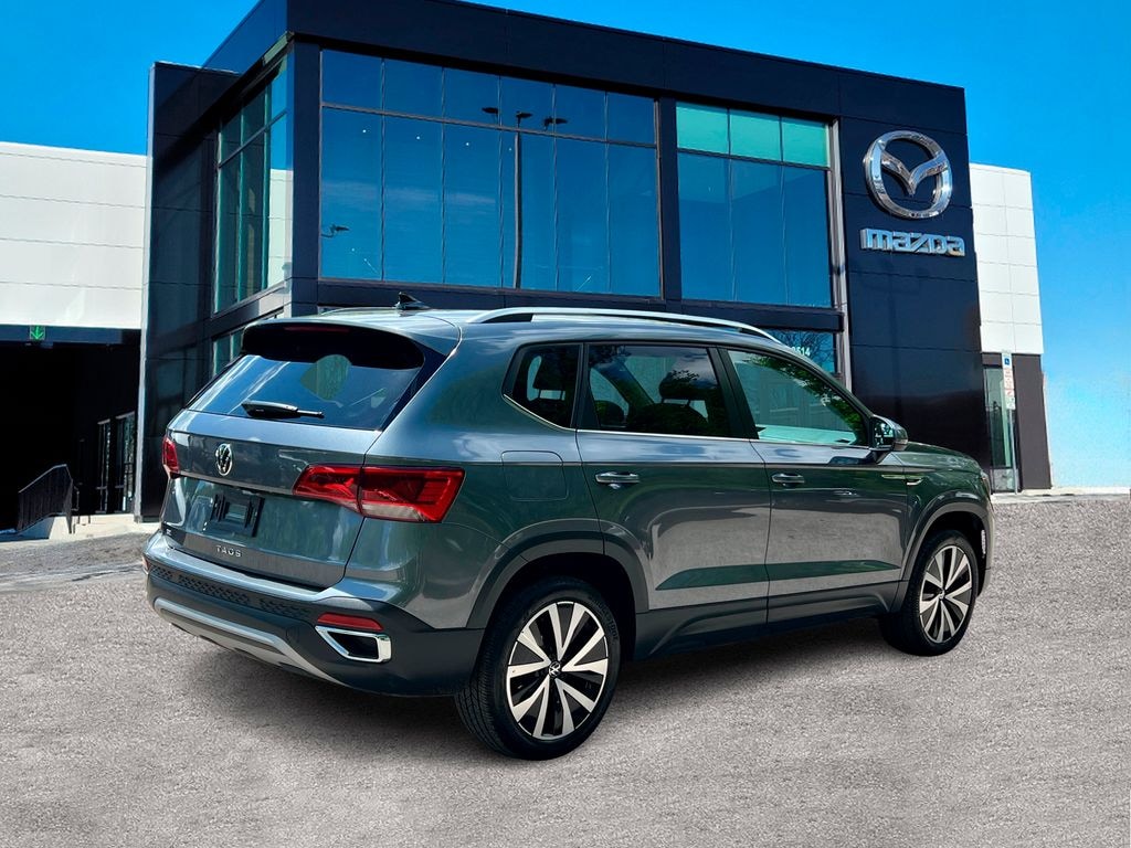 Used 2024 Volkswagen Taos 1.5T SE SUV