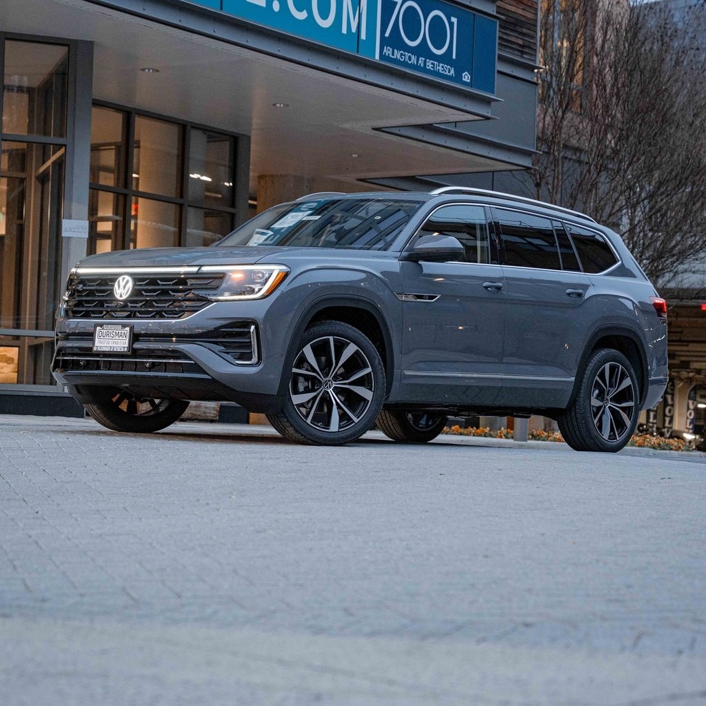 2026 Volkswagen Atlas SEL Premium R-Line's photo
