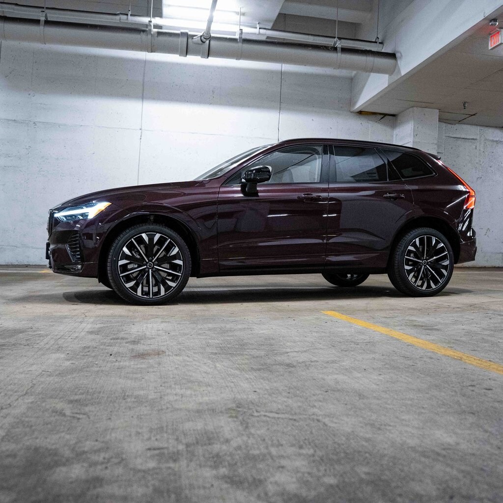 New 2026 Volvo XC60 B5 Ultra SUV