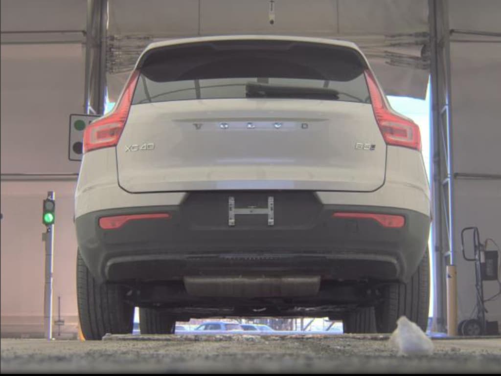 Used 2025 Volvo XC40 B5 Plus Dark Theme SUV