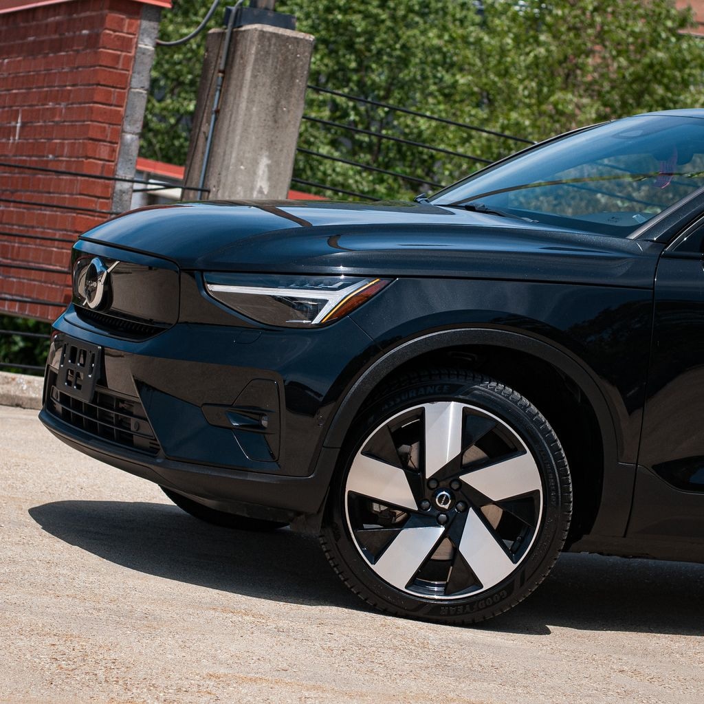 Certified 2023 Volvo C40 Recharge Pure Electric Ultimate SUV