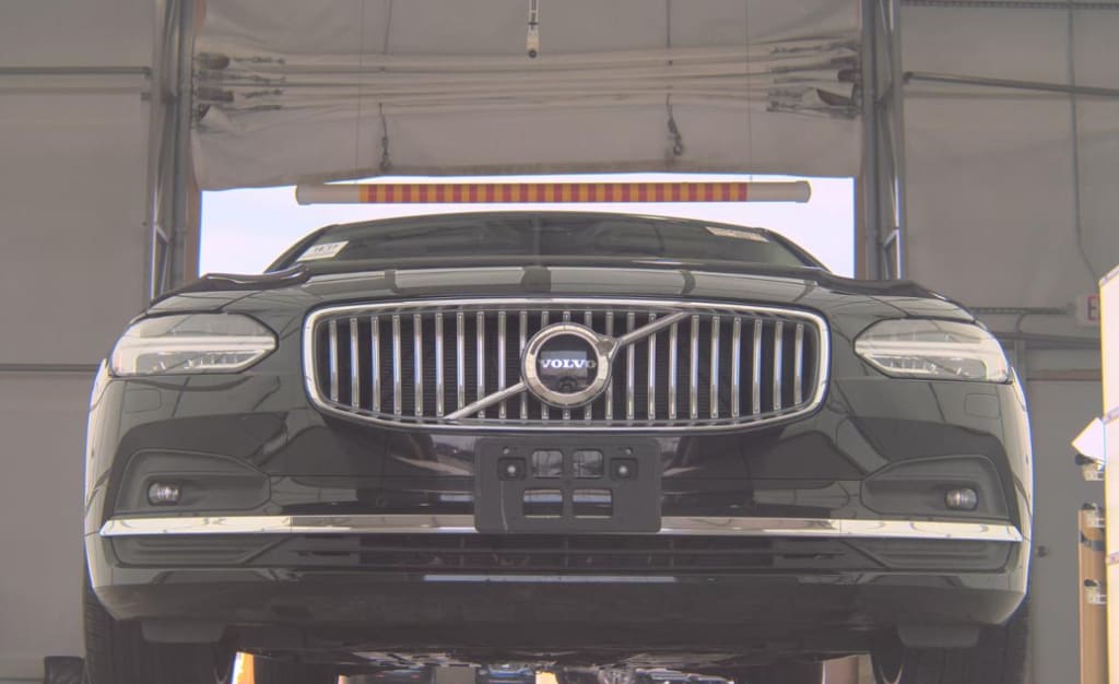 Used 2023 Volvo S90 Ultimate Sedan