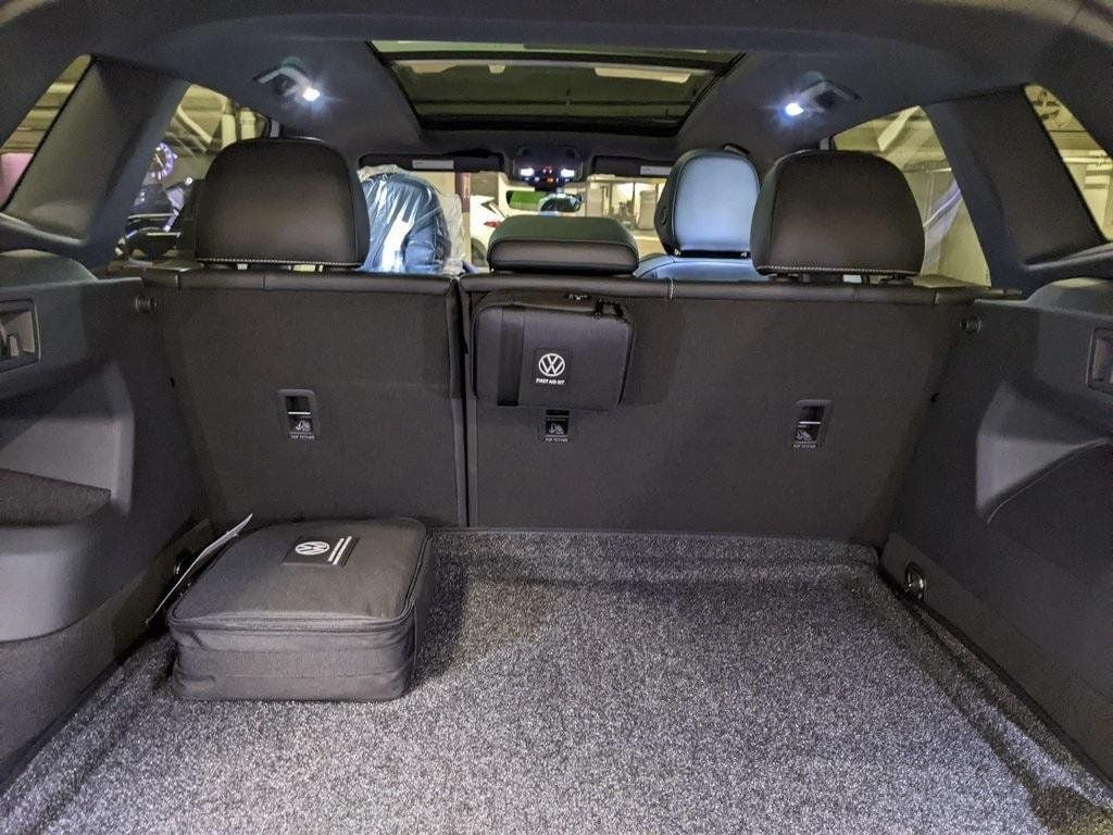 2026 Volkswagen Tiguan SE R-LINE BLACK - Photo 28